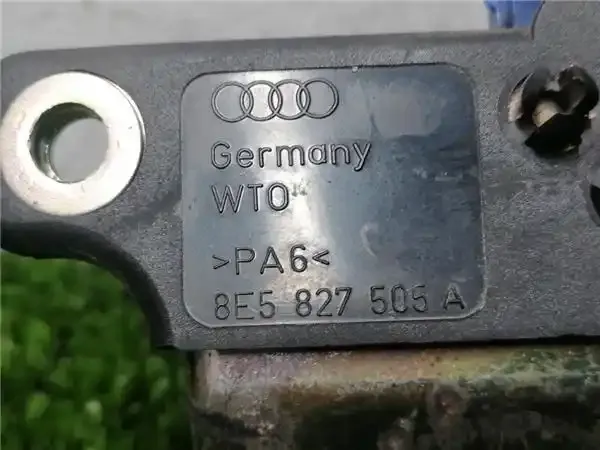 Essential Trunk Lock Berlina Audi 4 | OEM 8E5827505A | Reliable Fitment | Trunk Lock | Audi 4 | OEM 8E5827505A