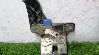 Essential Trunk Lock Berlina Audi 4 | OEM 8E5827505A | Reliable Fitment