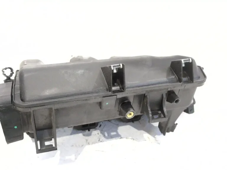 Essential Intake Manifold Series BMW 3 OEM 7788194 Reliable Fitment